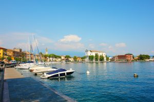 Albergo vicino spiaggia a Toscolano Maderno